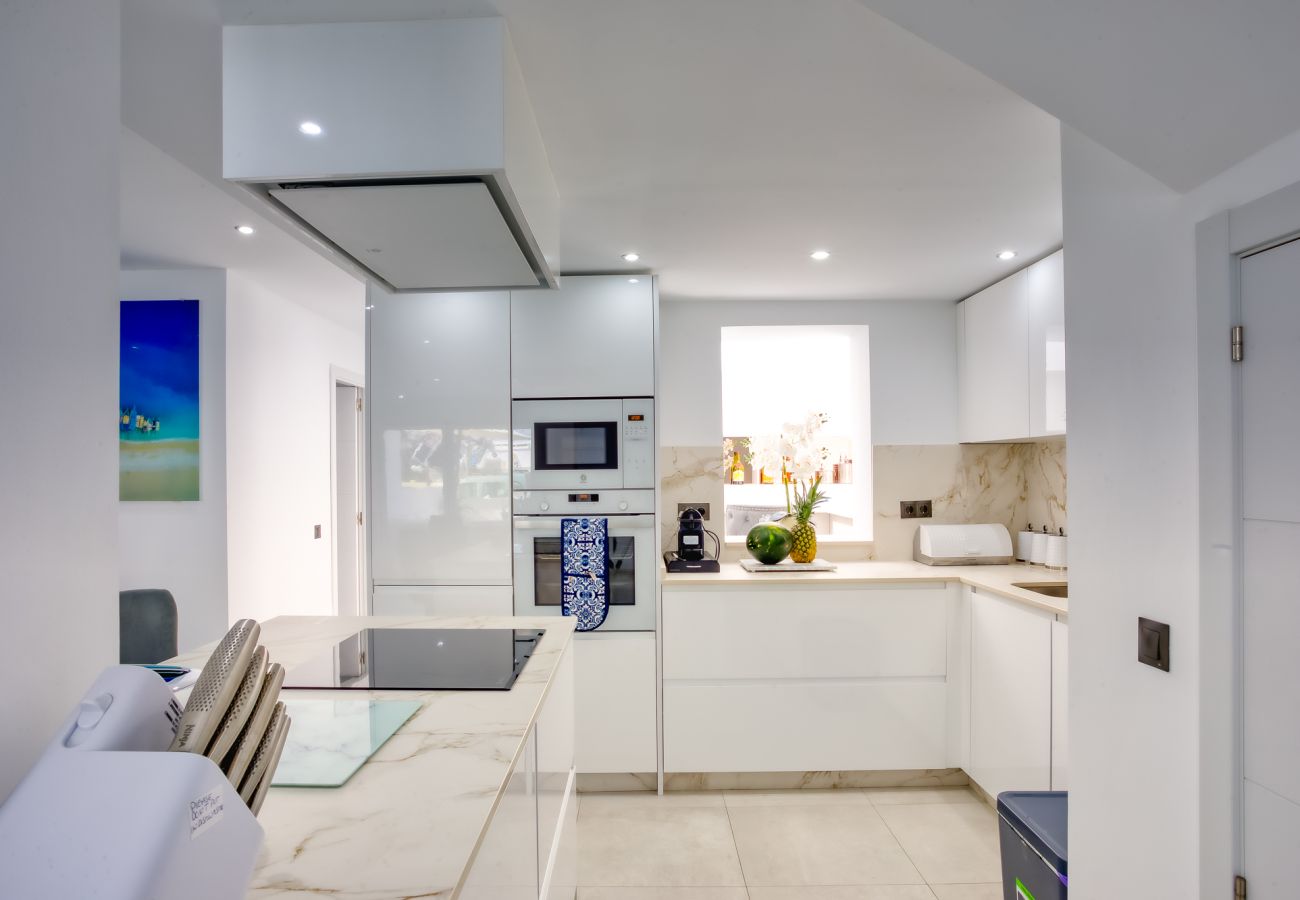 Casa adosada en La Cala de Mijas - Casa adosada de lujo de 3 dormitorios frente al mar