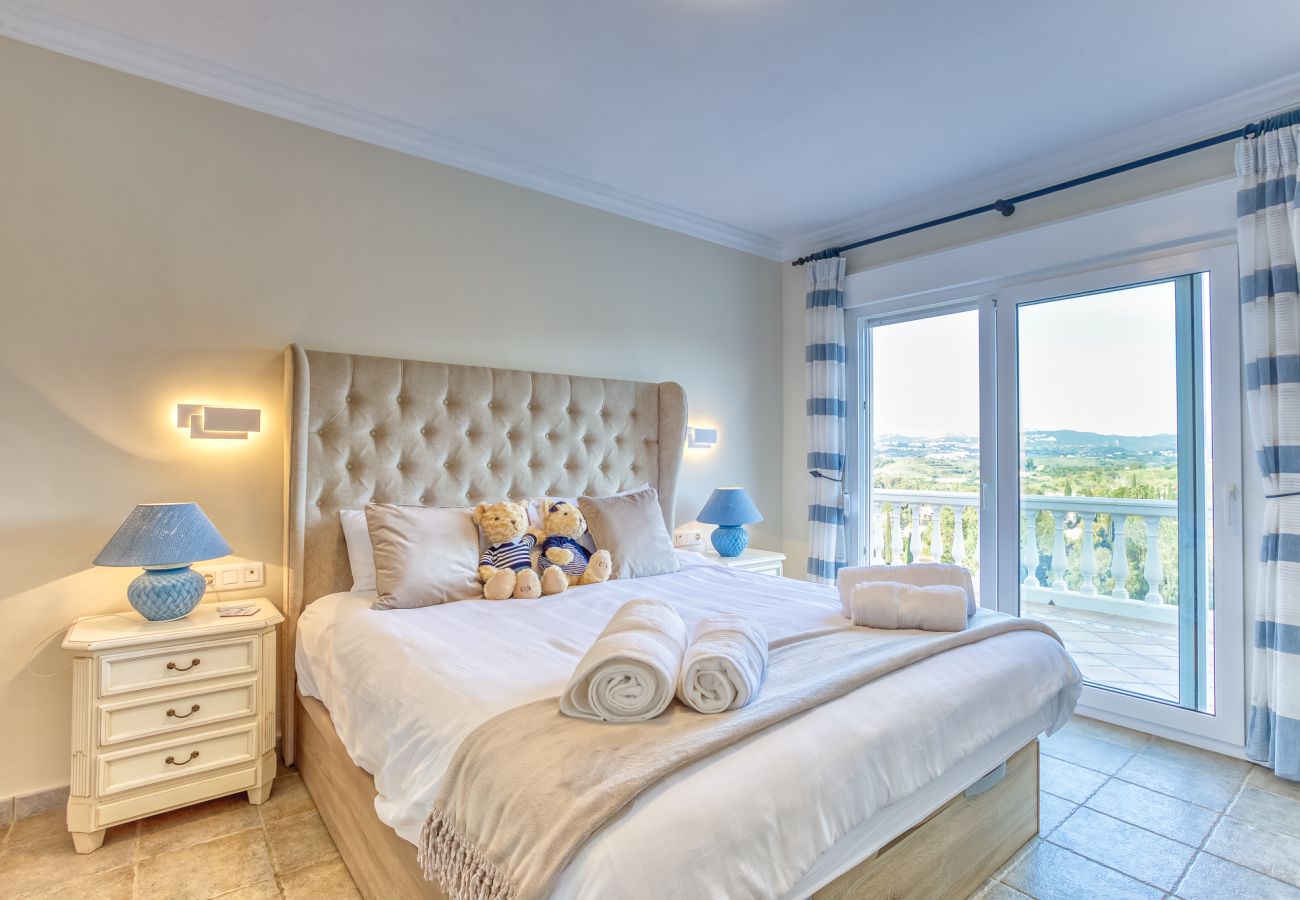 Villa en Mijas Costa - Casa Lorraine, villa de 4 dormitorios, piscina privada