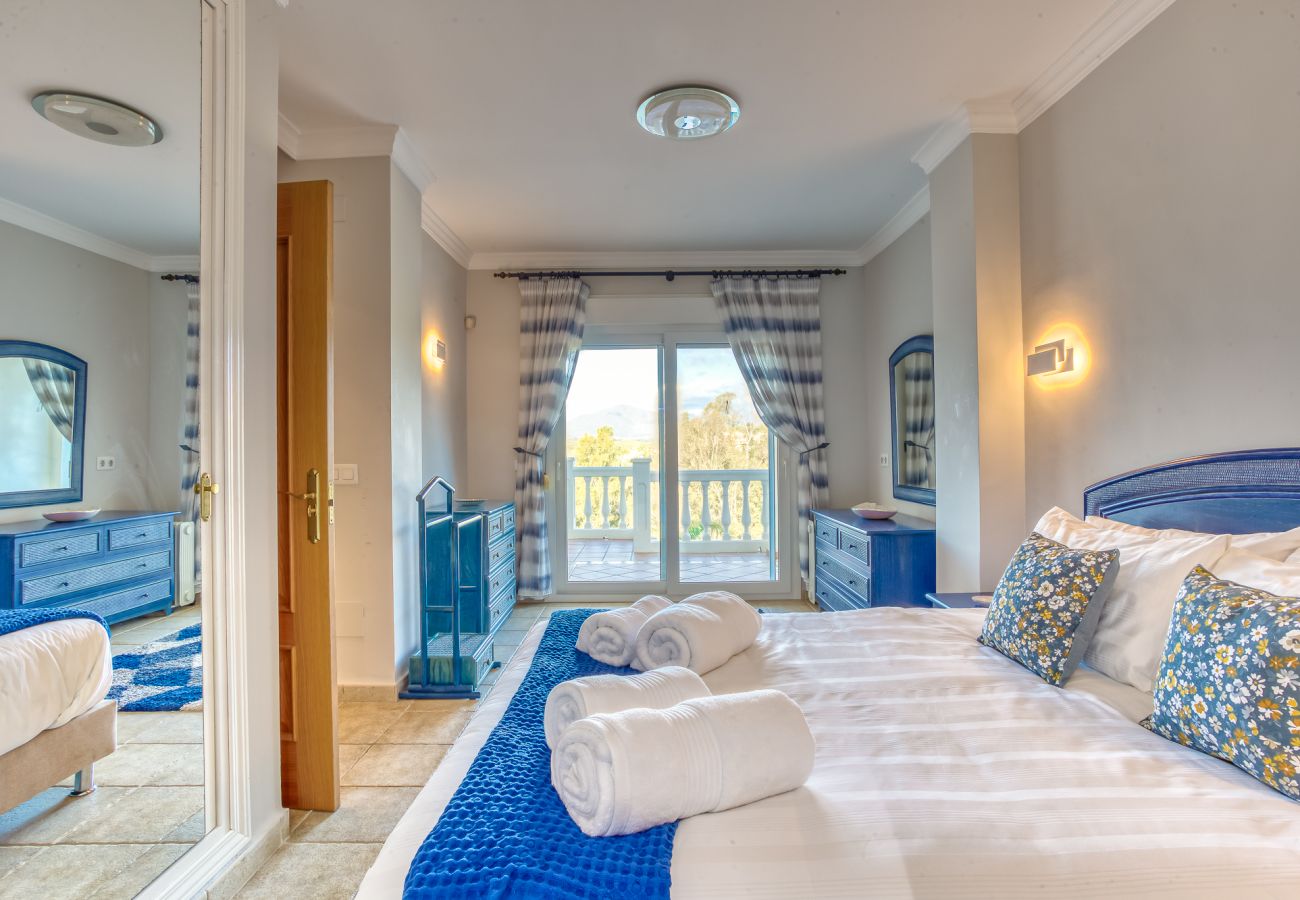 Villa en Mijas Costa - Casa Lorraine, villa de 4 dormitorios, piscina privada