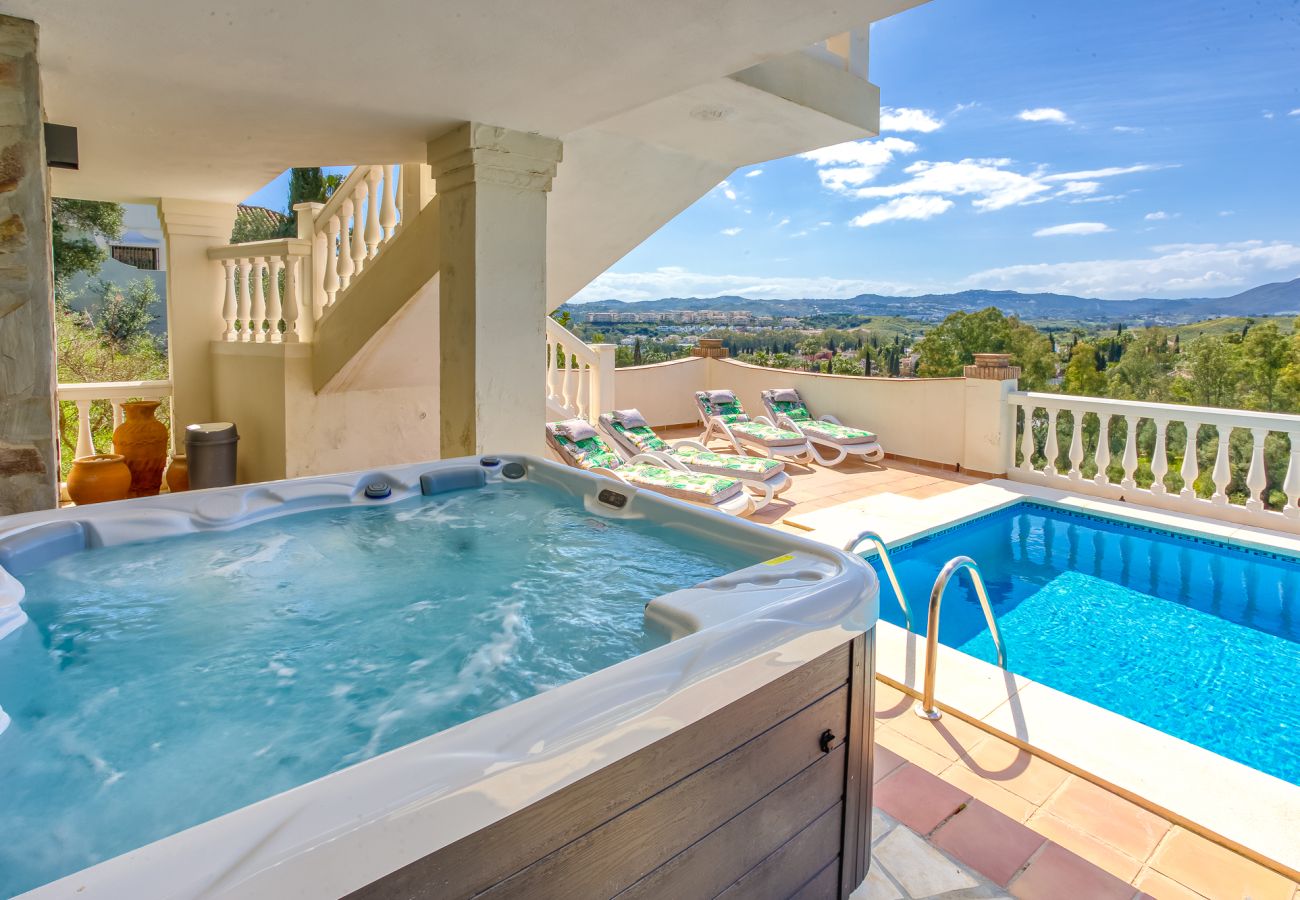 Villa en Mijas Costa - Casa Lorraine, villa de 4 dormitorios, piscina privada