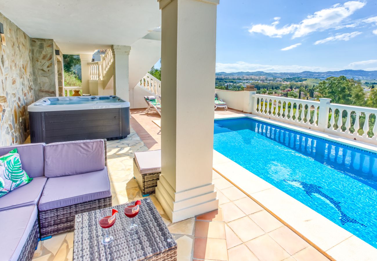 Villa en Mijas Costa - Casa Lorraine, villa de 4 dormitorios, piscina privada