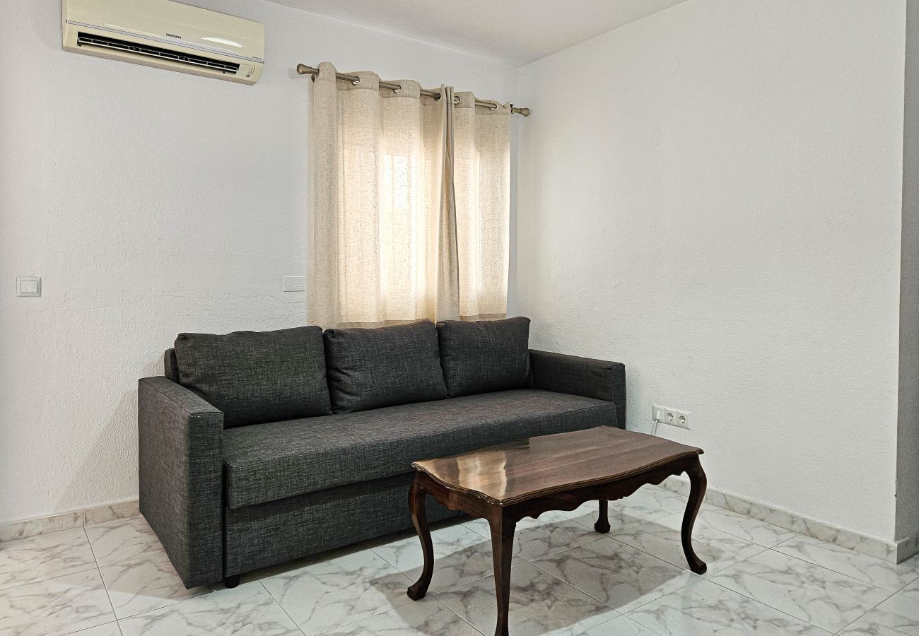 Villa en Mijas Costa - Villa con piscina privada, ubicación privilegiada en Riviera del Sol