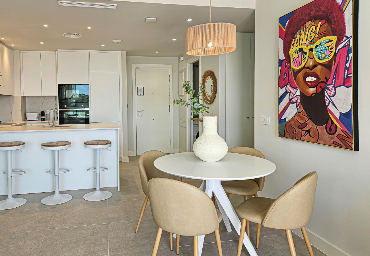 Apartamento en Estepona - Ático en Estepona, a 2 km del campo de golf Azata.