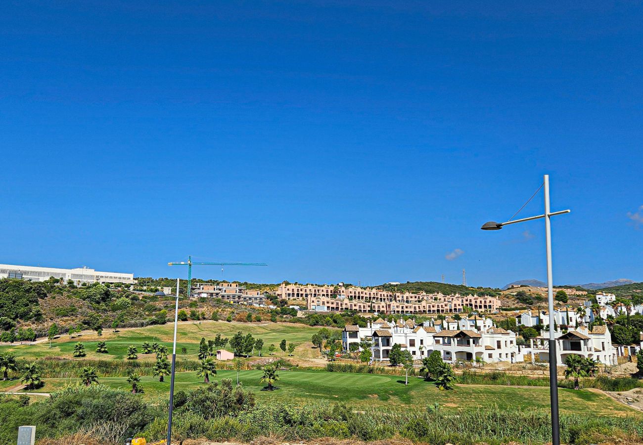 Apartamento en Estepona - Ático en Estepona, a 2 km del campo de golf Azata.