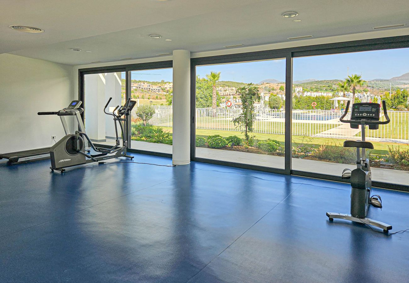 Apartamento en Estepona - Ático en Estepona, a 2 km del campo de golf Azata.