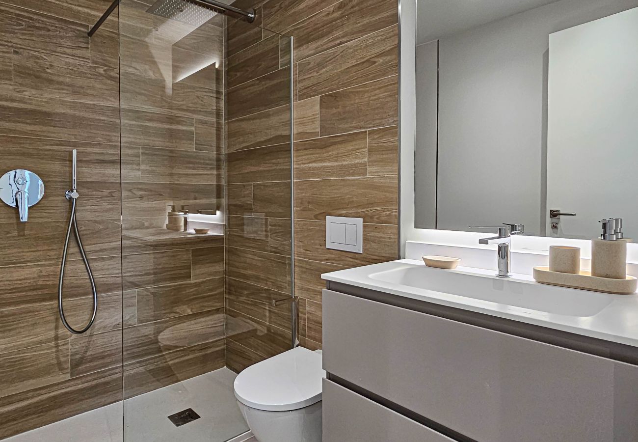 Apartamento en Estepona - Ático en Estepona, a 2 km del campo de golf Azata.