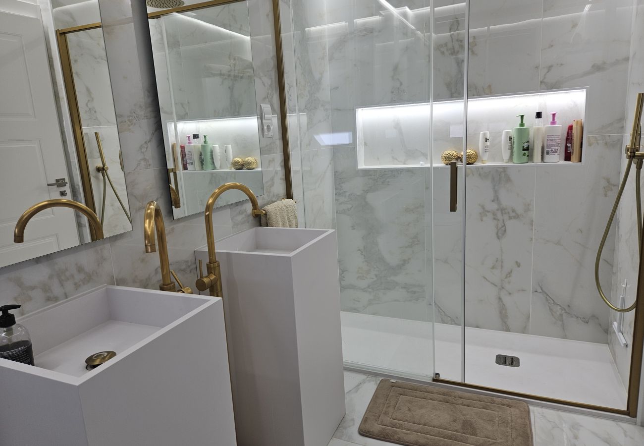 Casa adosada en La Cala de Mijas - Casa adosada de 3 dormitorios Urb Araijanal La Cala