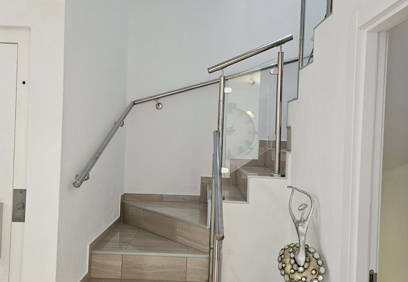 Casa adosada en La Cala de Mijas - Casa adosada de 3 dormitorios Urb Araijanal La Cala