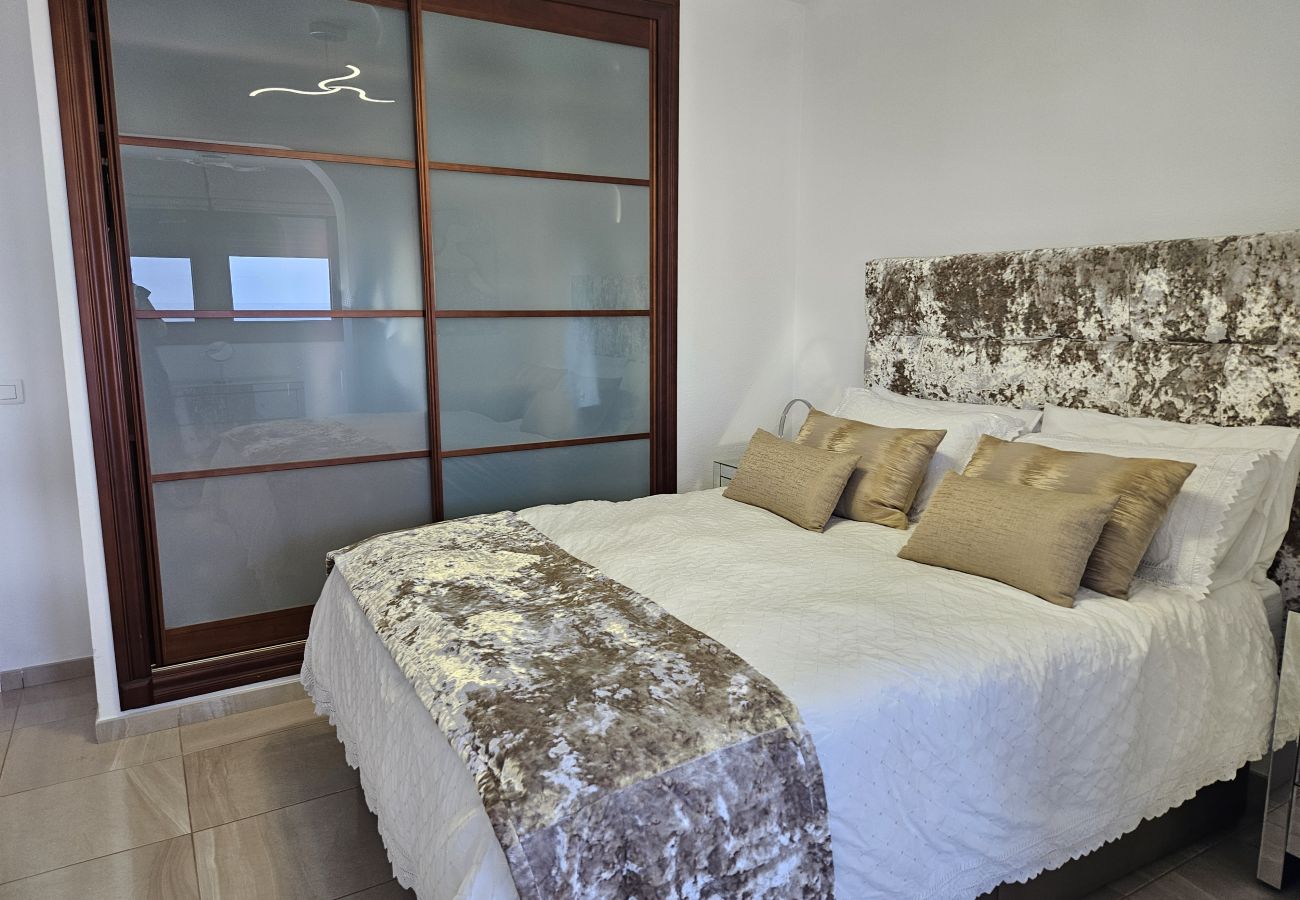 Casa adosada en La Cala de Mijas - Casa adosada de 3 dormitorios Urb Araijanal La Cala