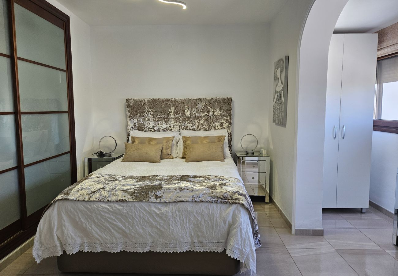 Casa adosada en La Cala de Mijas - Casa adosada de 3 dormitorios Urb Araijanal La Cala