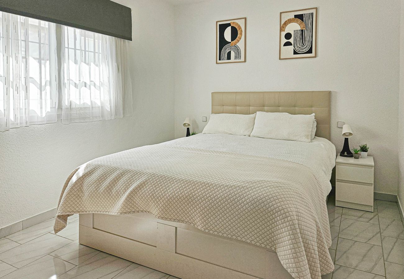 Villa en El Faro - Villa con piscina privada, El Faro