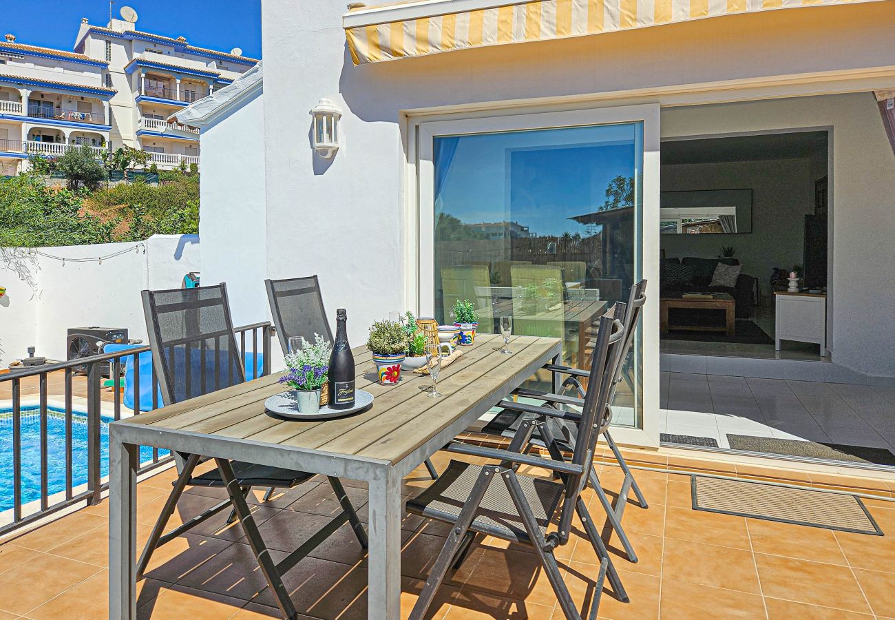 Villa en El Faro - Villa con piscina privada, El Faro