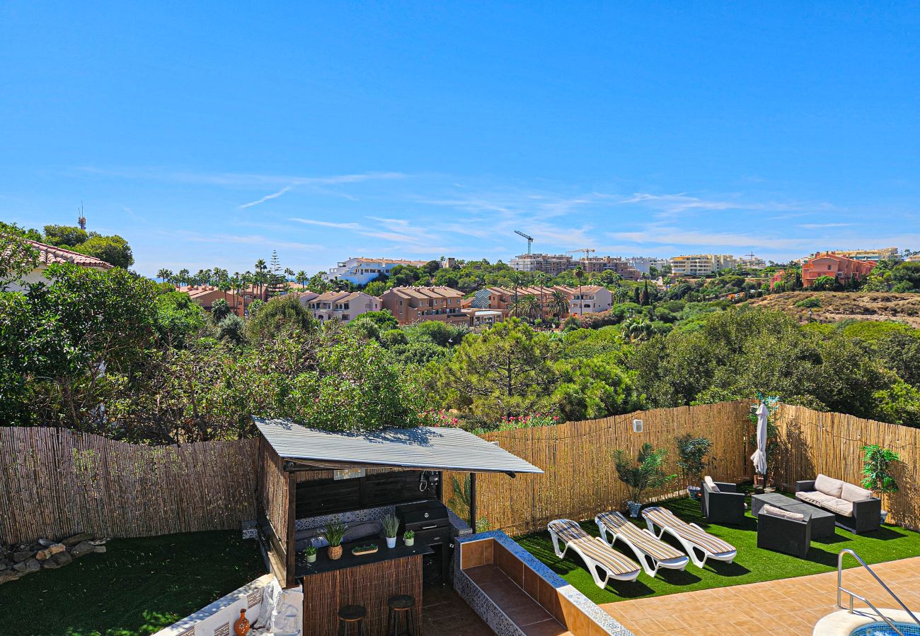 Villa en El Faro - Villa con piscina privada, El Faro