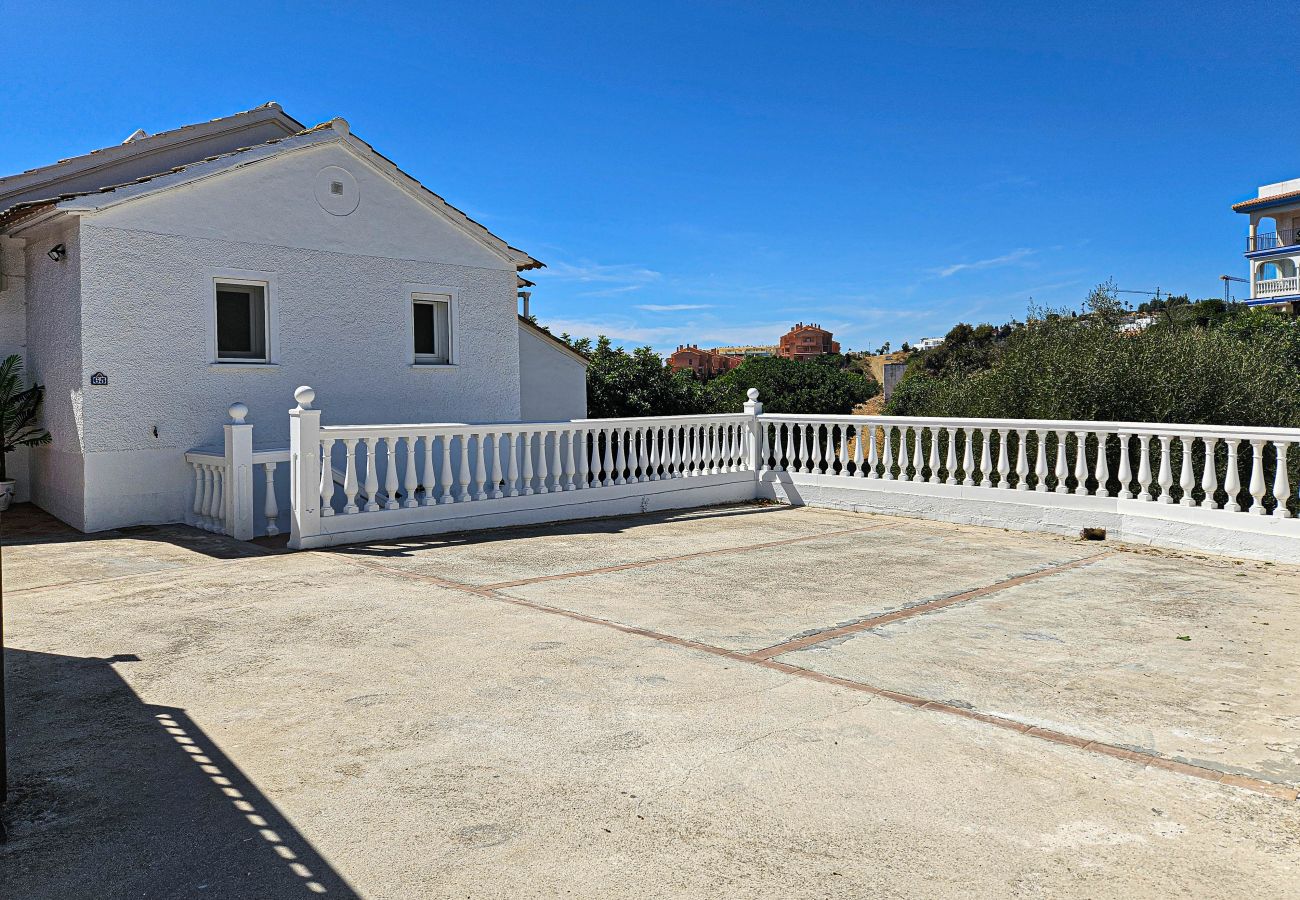 Villa en El Faro - Villa con piscina privada, El Faro