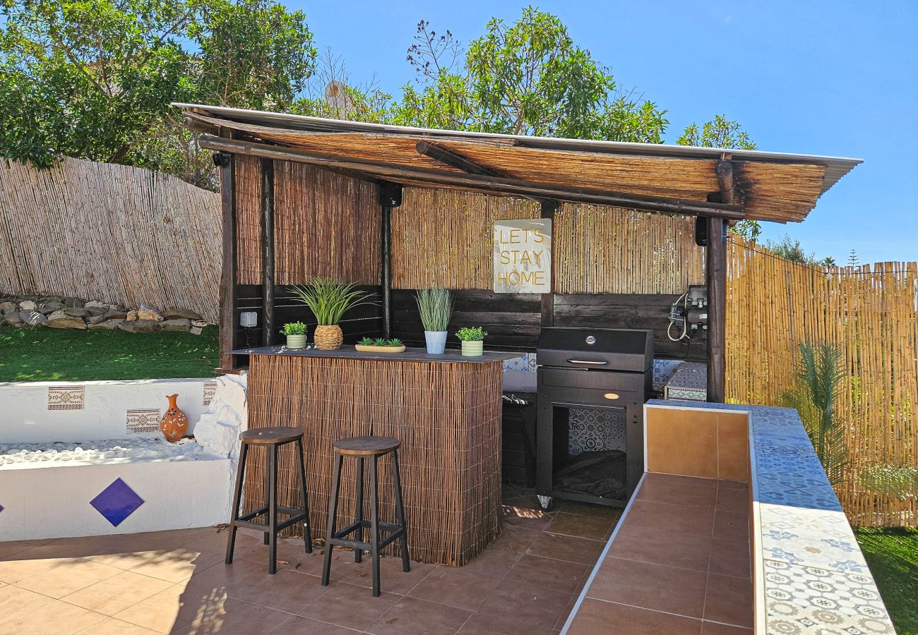 Villa en El Faro - Villa con piscina privada, El Faro