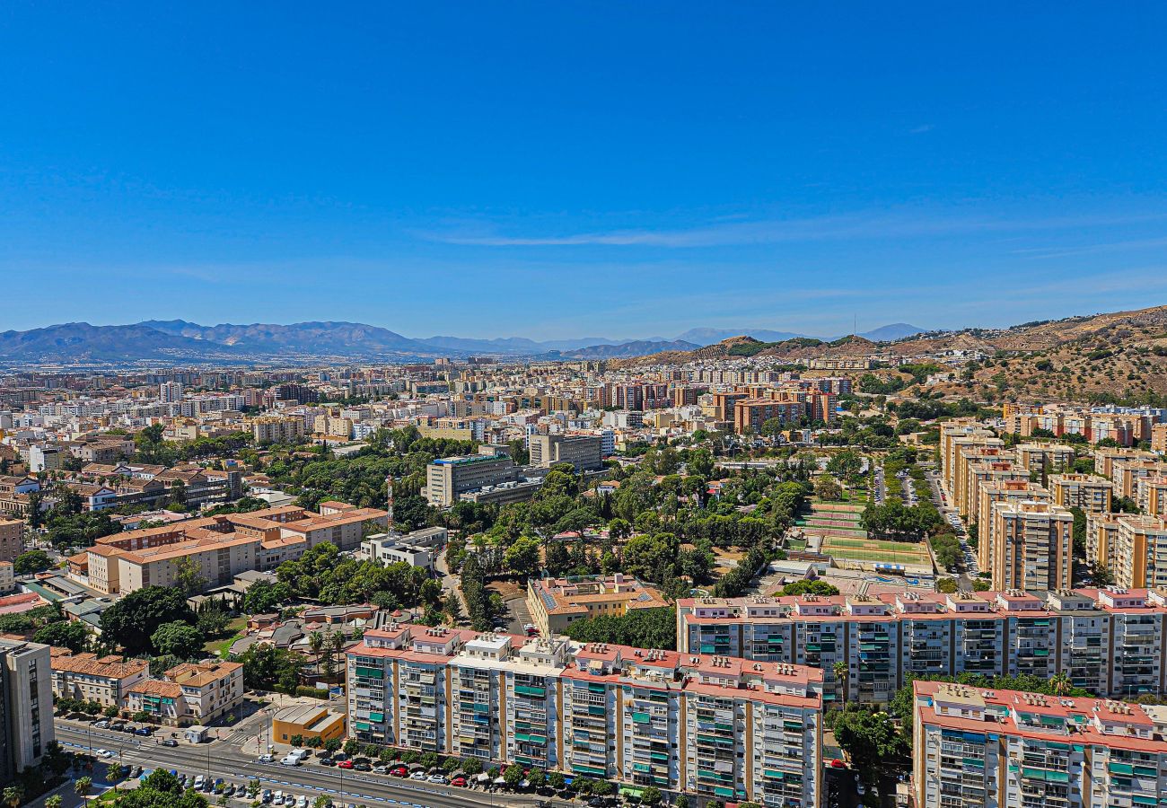 Apartamento en Málaga - Apartamento Urban Sky Torre Norte, centro de Málaga