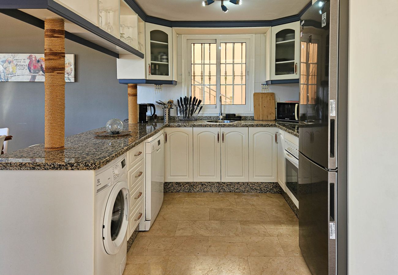 Villa en Fuengirola - Villa Eva con piscina privada en Torreblanca