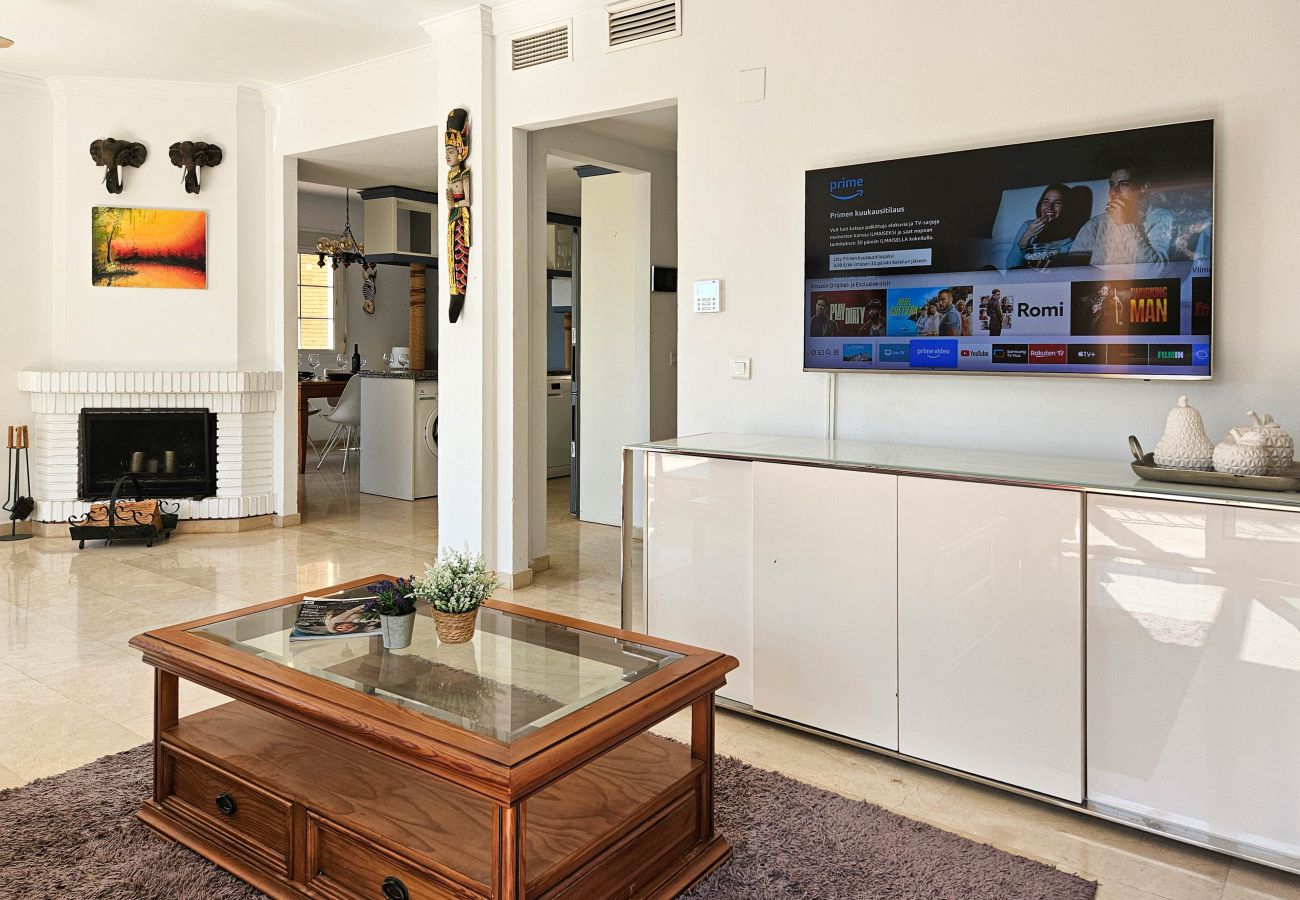 Villa en Fuengirola - Villa Eva con piscina privada en Torreblanca