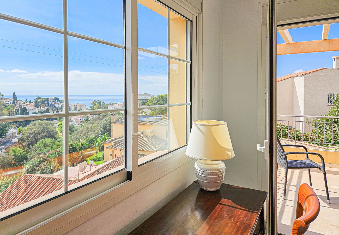 Villa en Fuengirola - Villa Eva con piscina privada en Torreblanca