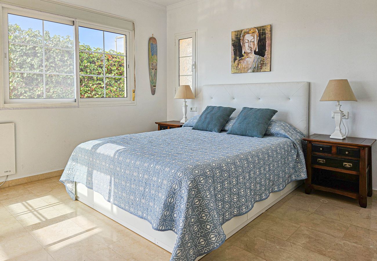 Villa en Fuengirola - Villa Eva con piscina privada en Torreblanca