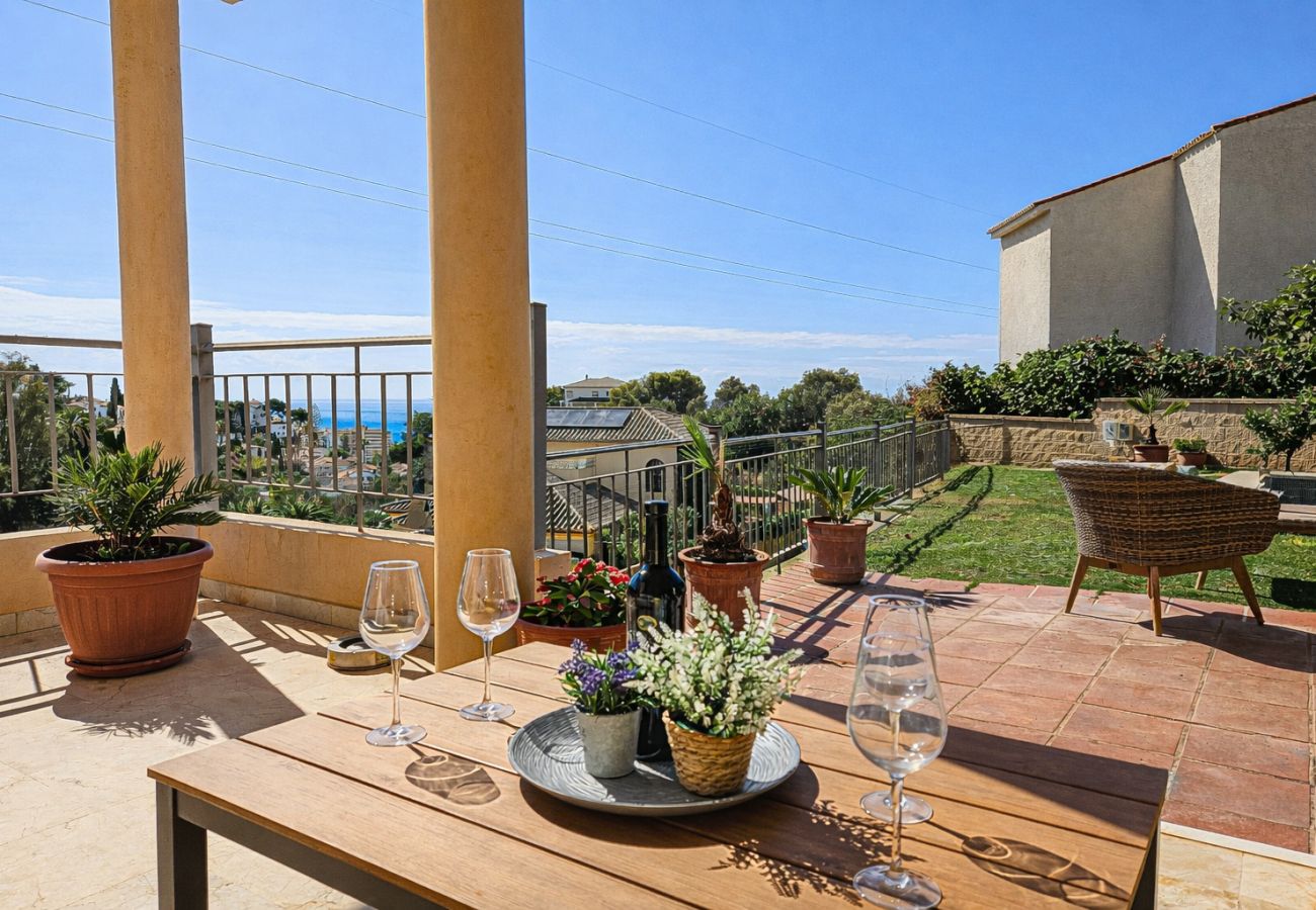 Villa en Fuengirola - Villa Eva con piscina privada en Torreblanca