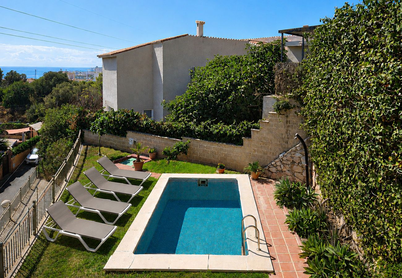 Villa en Fuengirola - Villa Eva con piscina privada en Torreblanca