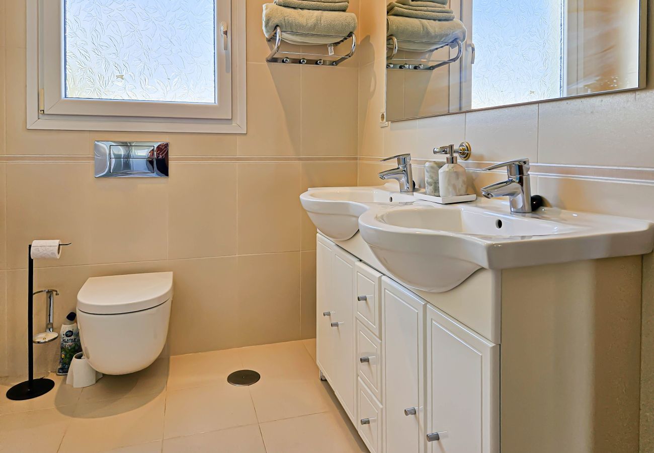 Villa en Mijas Costa - Villa con piscina privada y jacuzzi en Mijas Costa