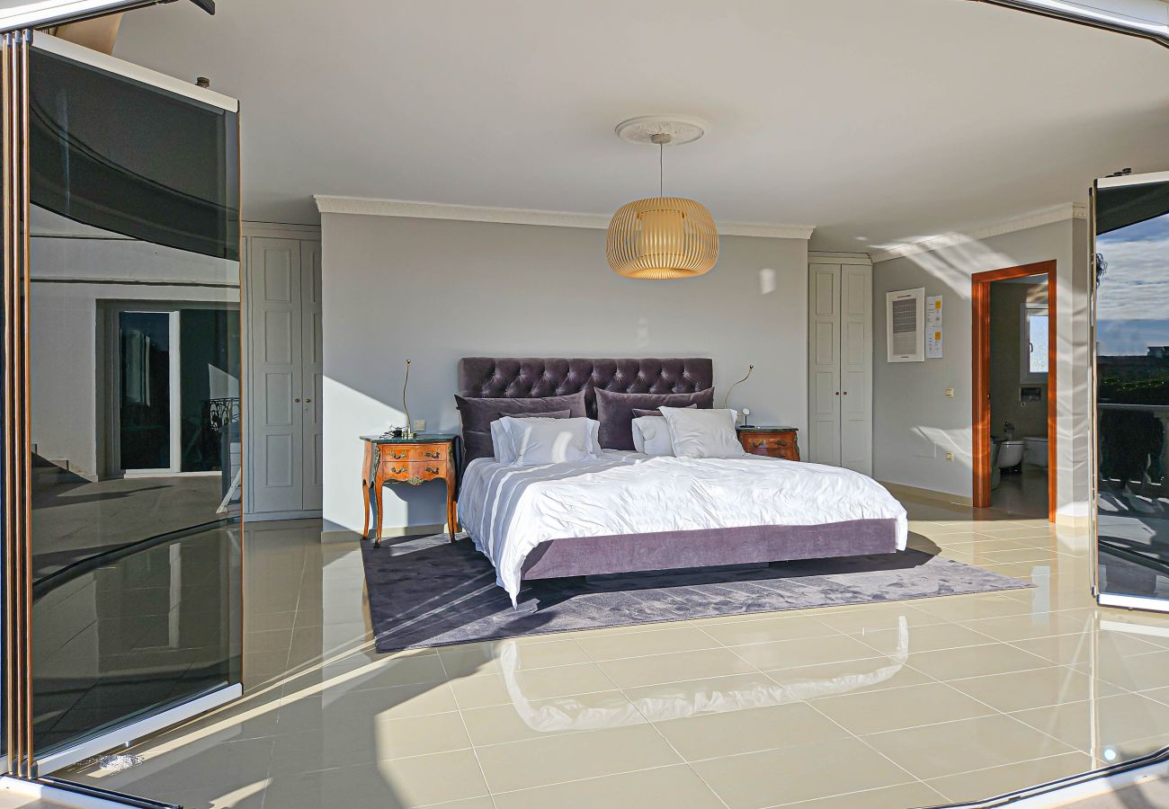 Villa en Mijas Costa - Villa con piscina privada y jacuzzi en Mijas Costa