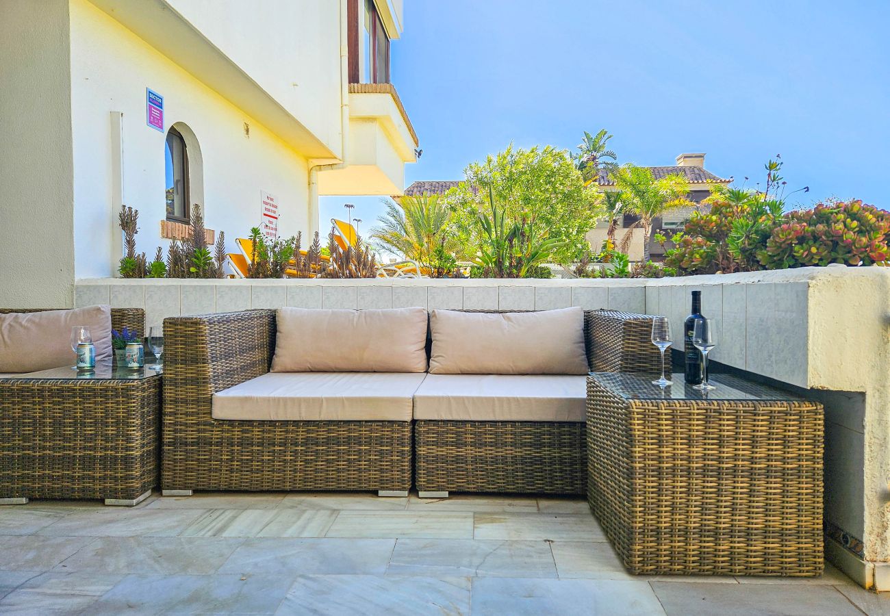 Apartamento en Mijas Costa - Apartamento con piscina en Torrenueva cerca de la playa