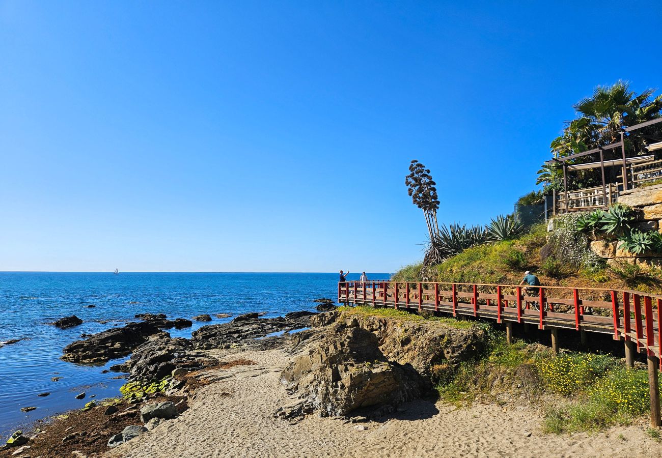 Apartamento en Mijas Costa - Apartamento con piscina en Torrenueva cerca de la playa