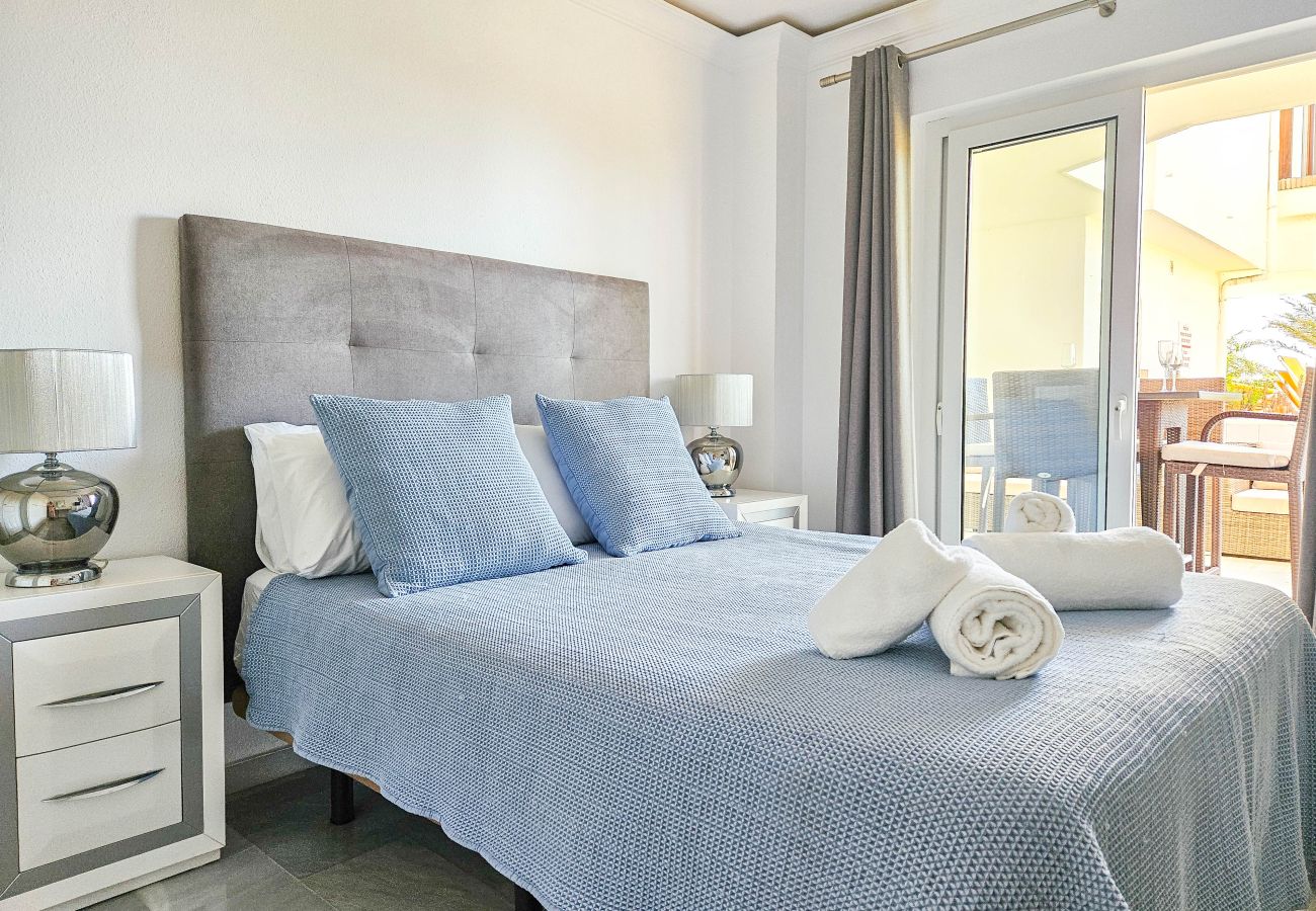 Apartamento en Mijas Costa - Apartamento con piscina en Torrenueva cerca de la playa