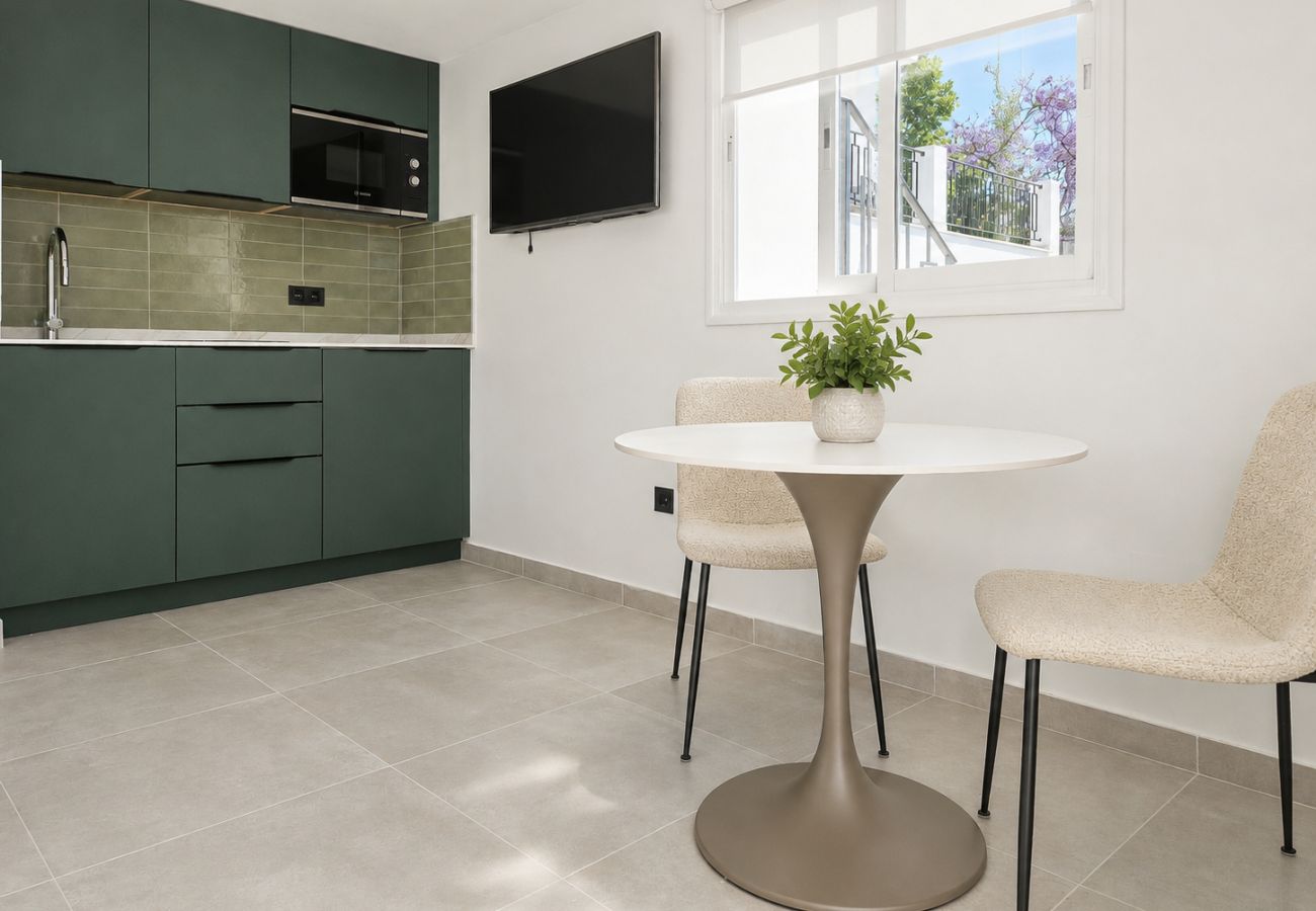 Villa en Mijas Costa - Villa con piscina privada y impresionantes vistas al mar.