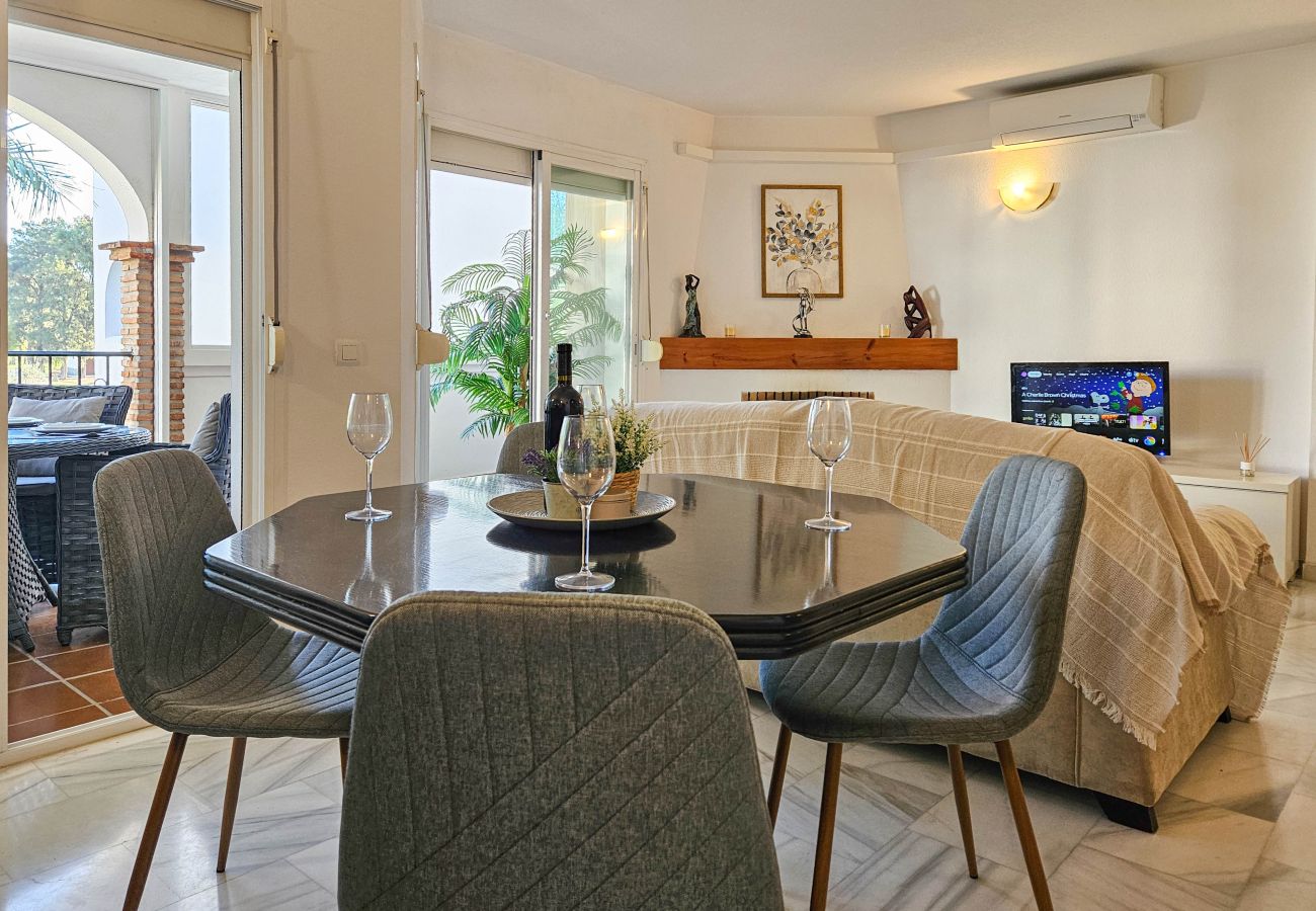 Apartamento en Mijas Costa - Apartamento de dos dormitorios en primera línea de golf, Mijas Golf
