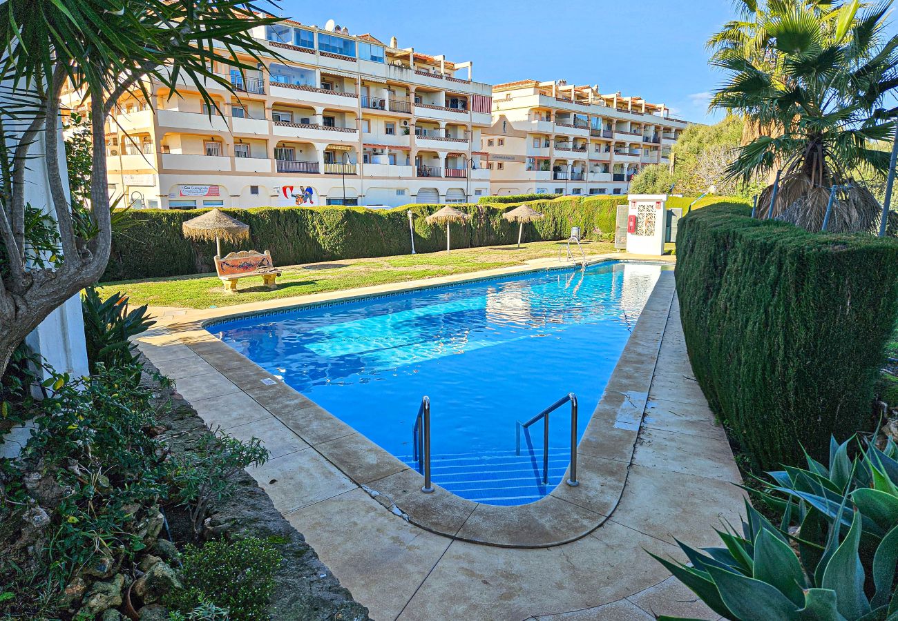 Apartamento en Mijas Costa - Apartamento de dos dormitorios en primera línea de golf, Mijas Golf