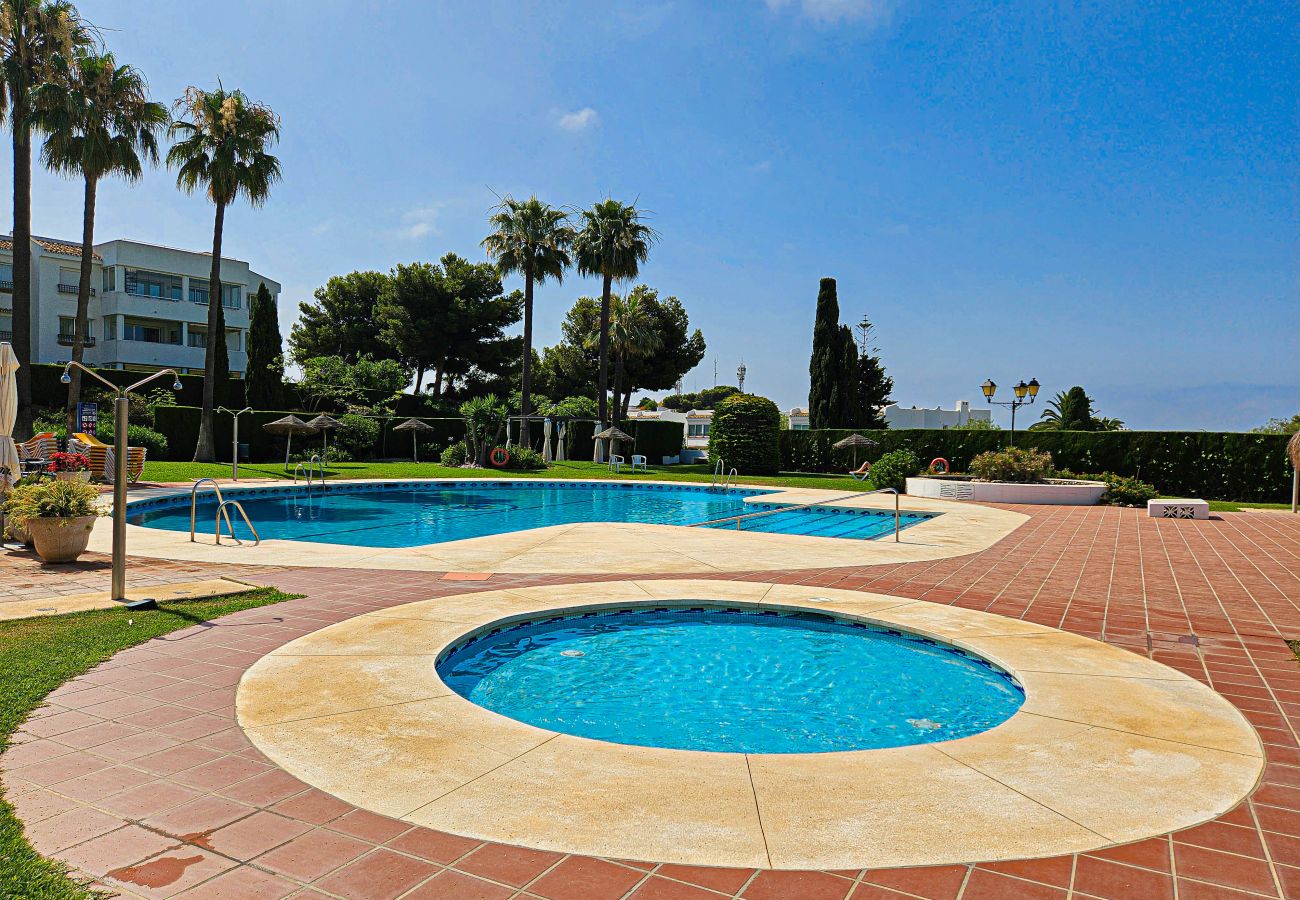 Apartamento en Mijas Costa - Apartamento con jardín en Monte B, Miraflores