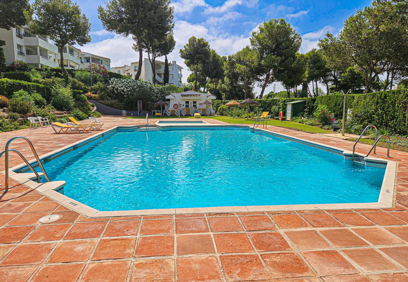 Apartamento en Mijas Costa - Apartamento con jardín en Monte B, Miraflores