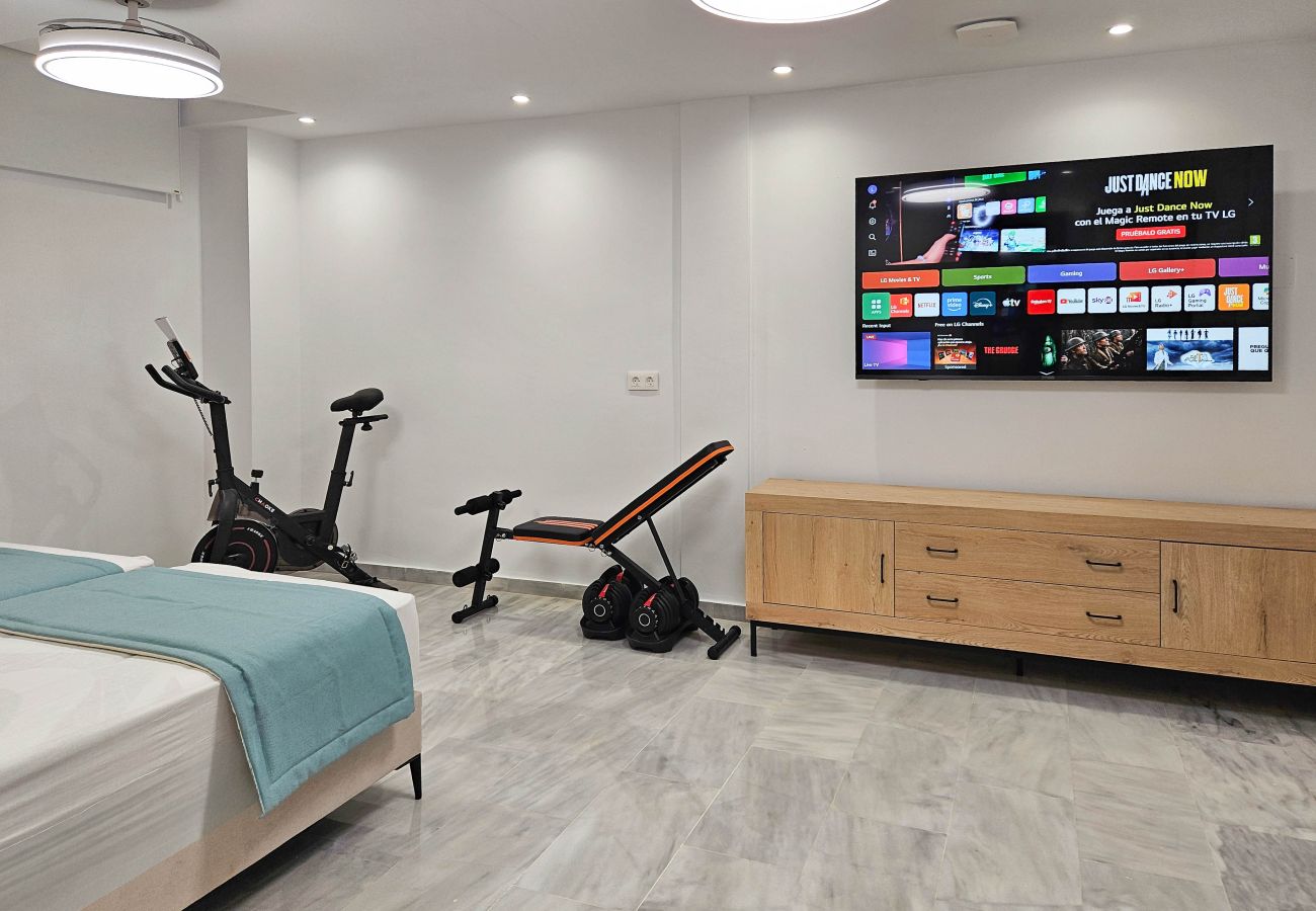 Villa en Marbella - Casa de cuatro dormitorios con piscina privada.