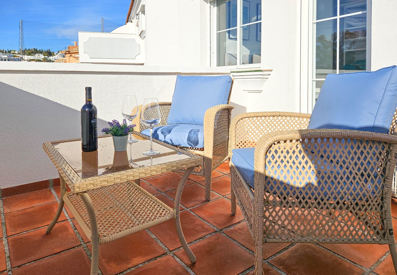 Villa en Marbella - Casa de cuatro dormitorios con piscina privada.