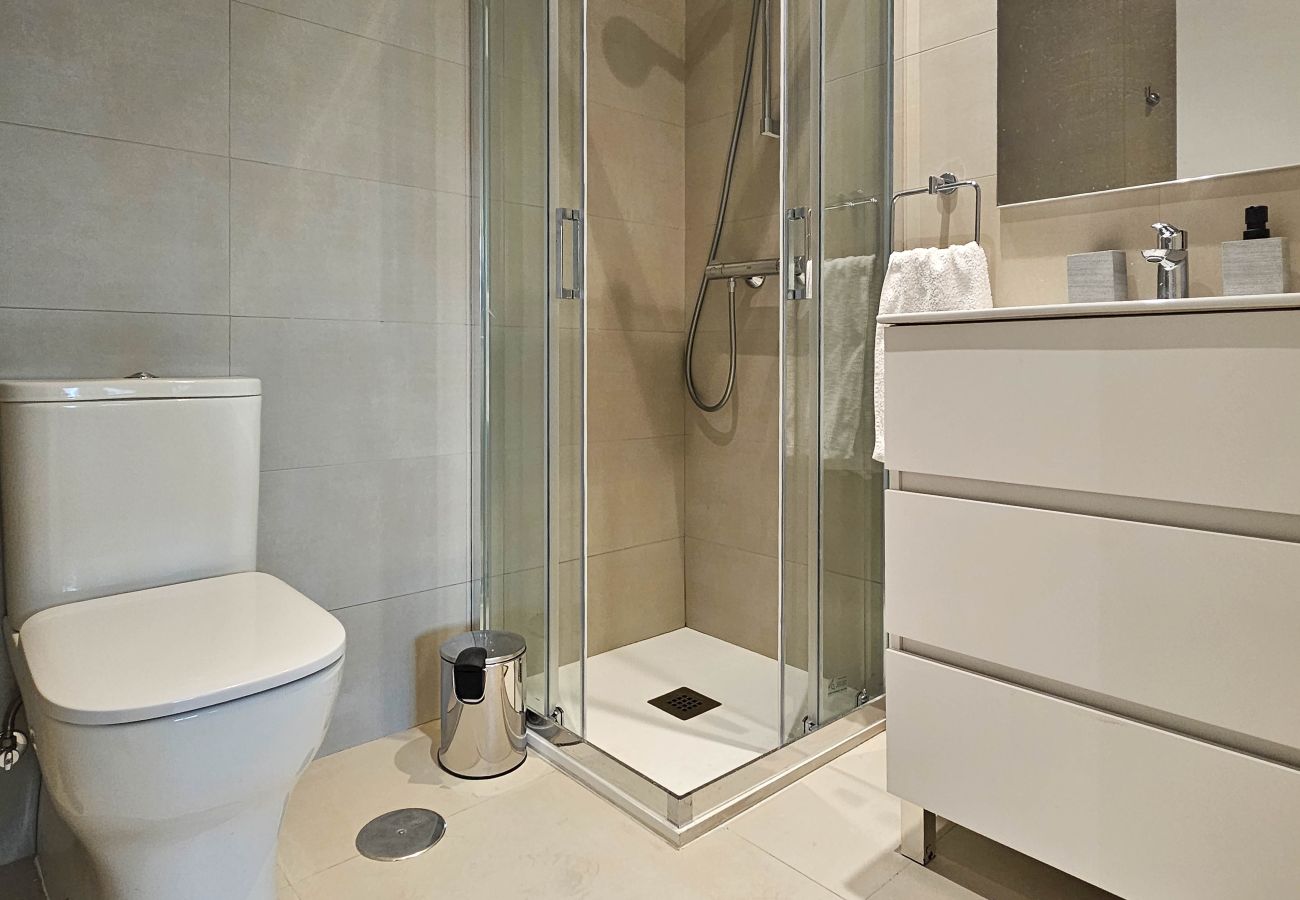 Apartamento en Málaga - Apartamento en el centro de Málaga con piscina en la azotea