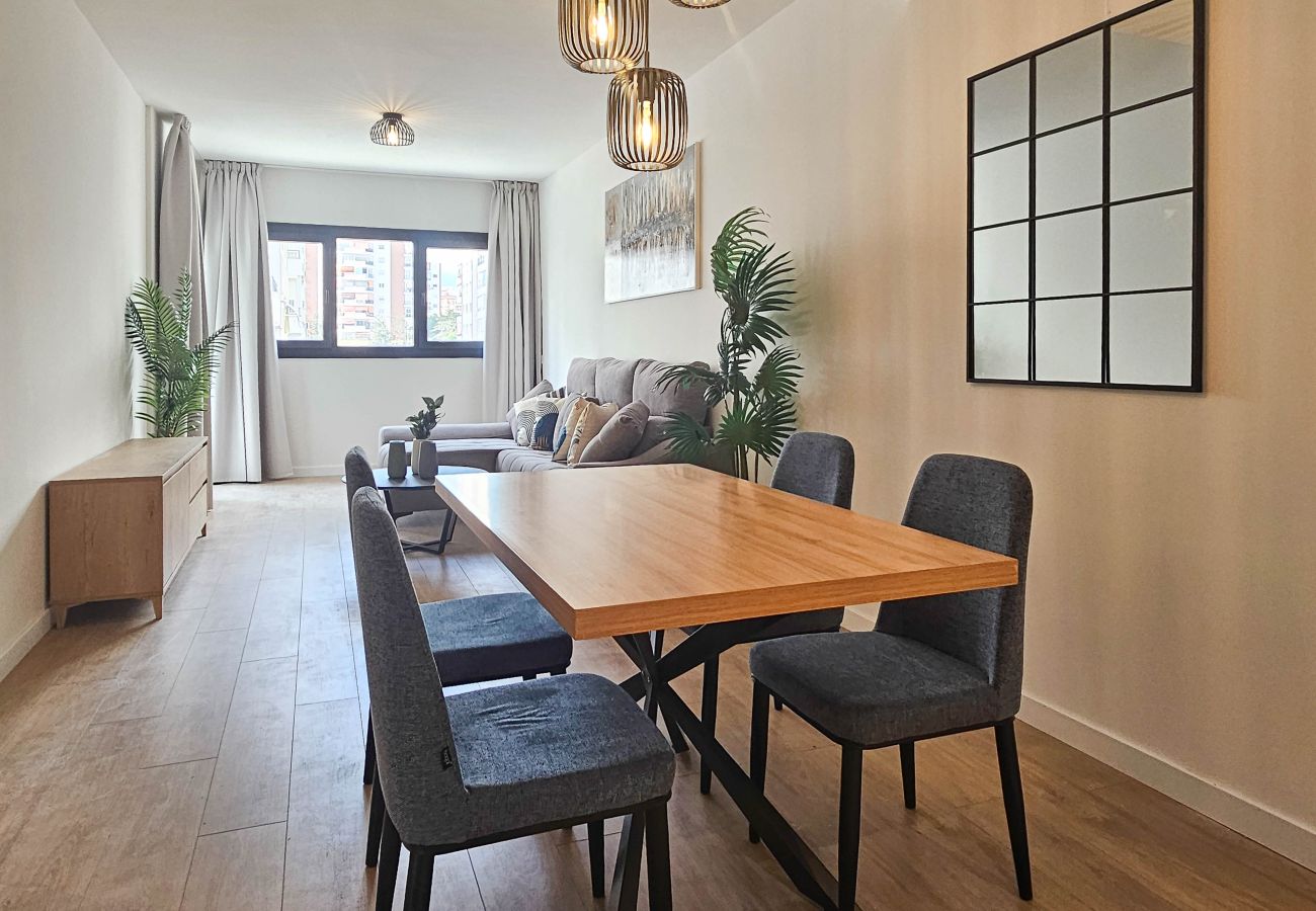 Apartamento en Málaga - Apartamento en el centro de Málaga con piscina en la azotea