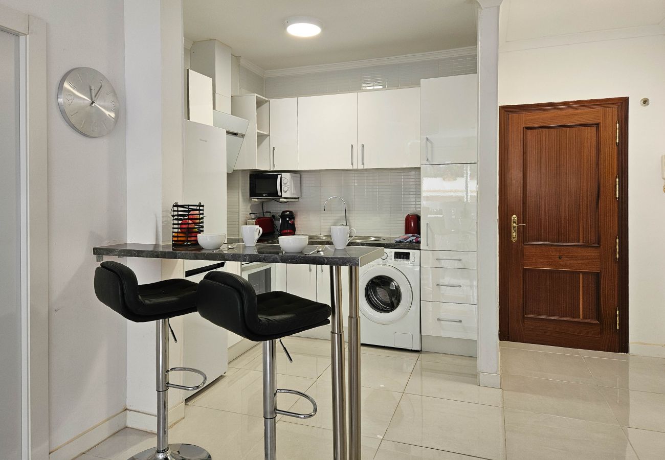 Apartamento en Mijas Costa - Apartamento en el centro de La Cala, a 200 metros de la playa.