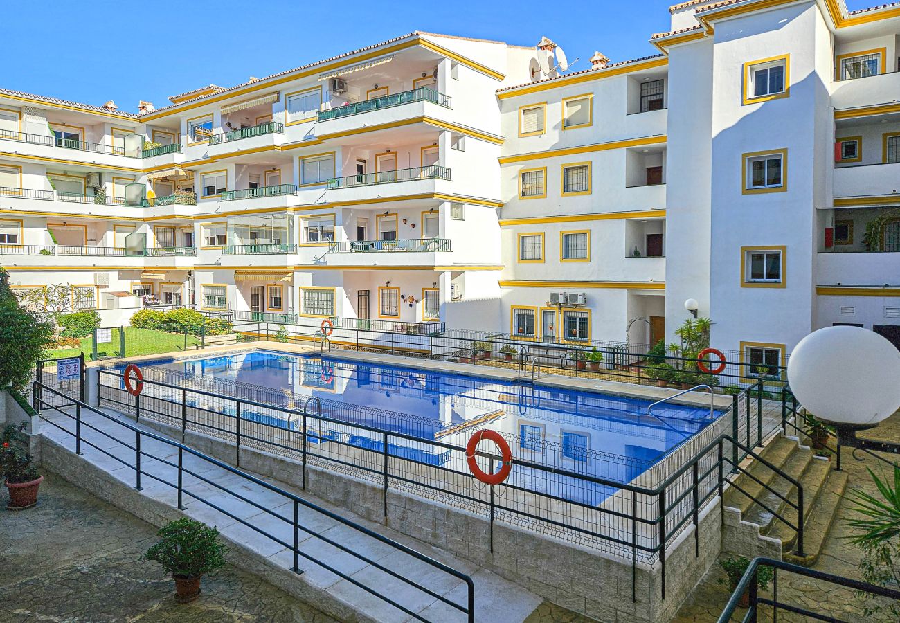 Apartamento en Mijas Costa - Apartamento en el centro de La Cala, a 200 metros de la playa.