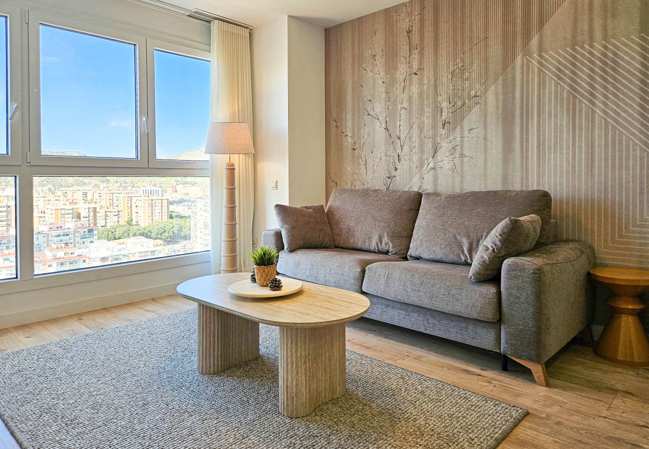Apartamento en Málaga - Apartamento Urban Sky Torre Norte, centro de Málaga