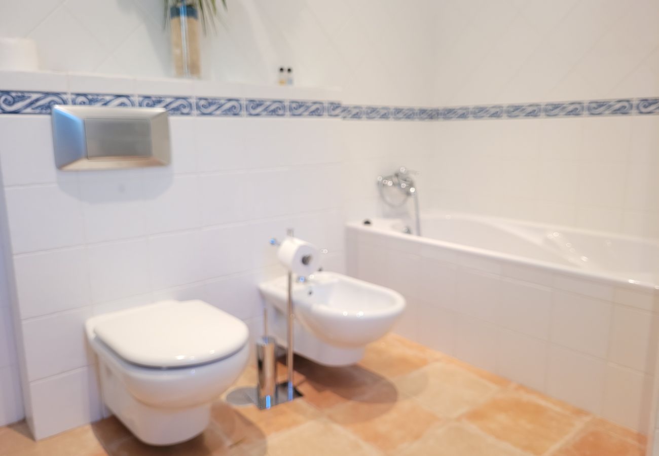 Villa en Mijas - Villa de 3 dormitorios con piscina privada en Voltecado