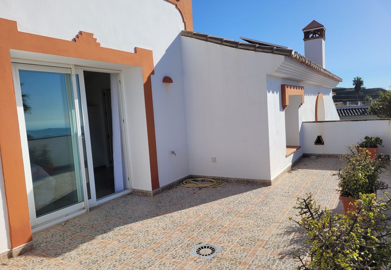 Villa en Mijas - Villa de 3 dormitorios con piscina privada en Voltecado