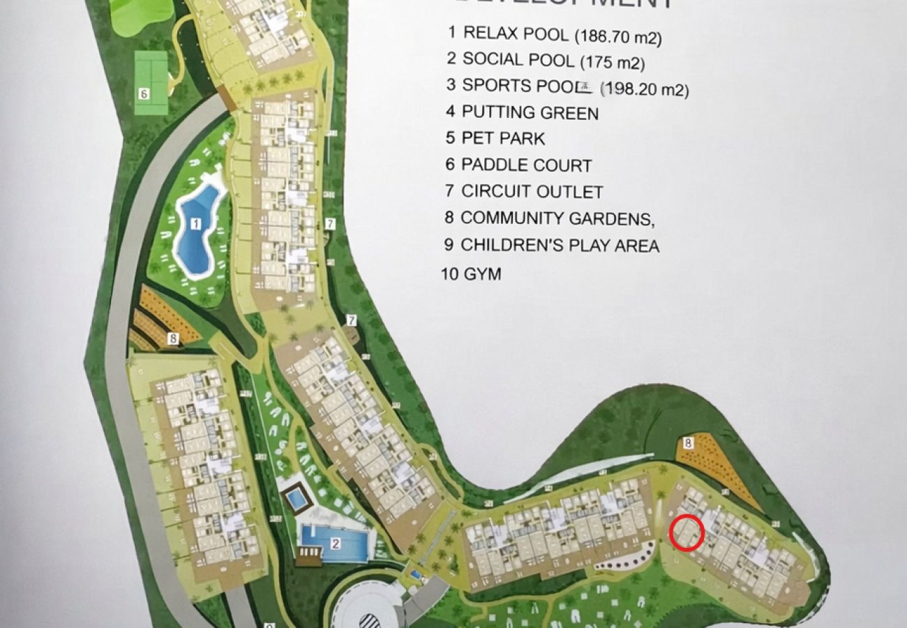 Apartamento en Mijas Costa - Apartamento de 3 habitaciones, vistas al mar/4 piscinas/gym/pádel