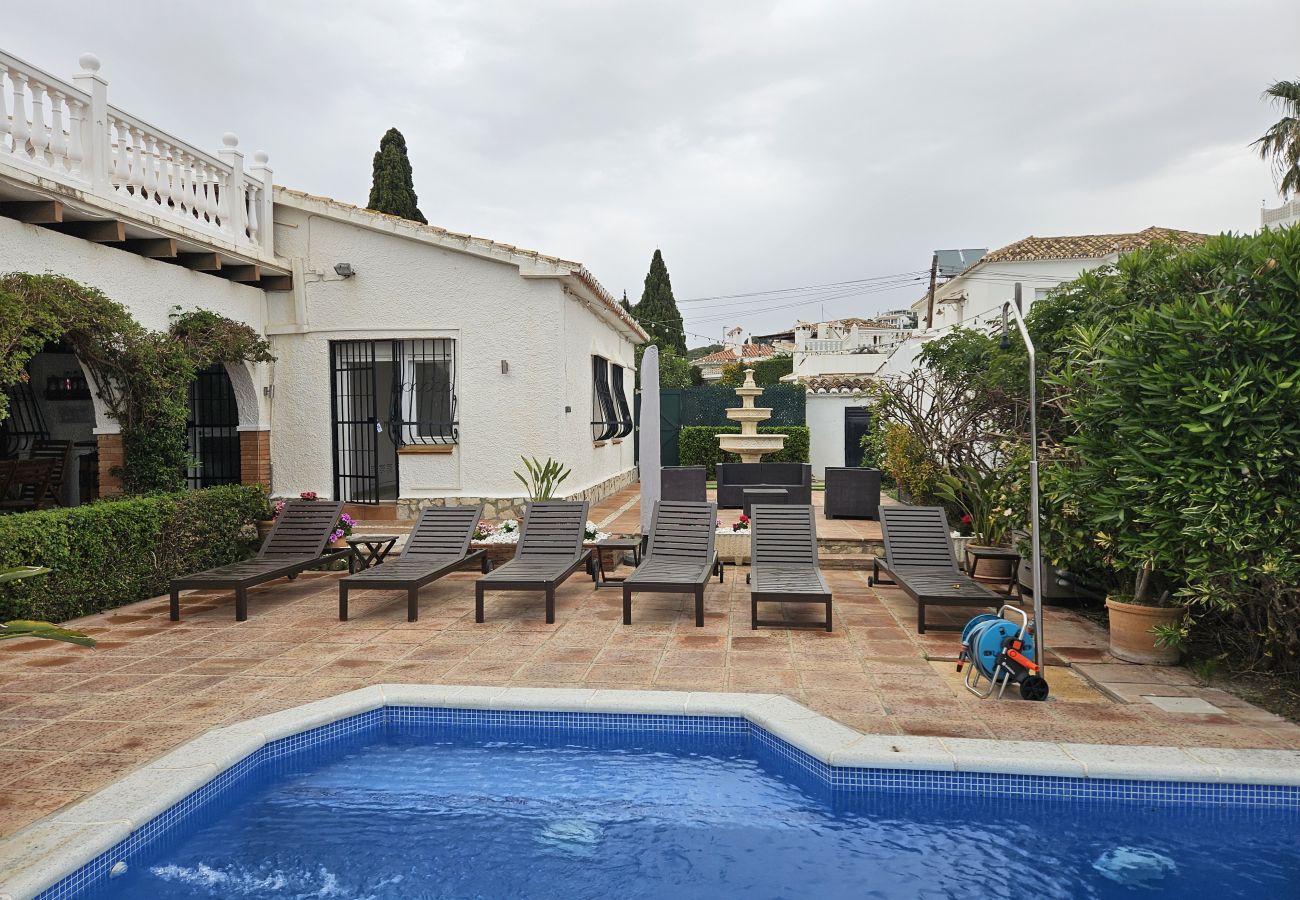 Villa en Mijas Costa - Villa de 3 dormitorios con piscina privada, Las Farolas