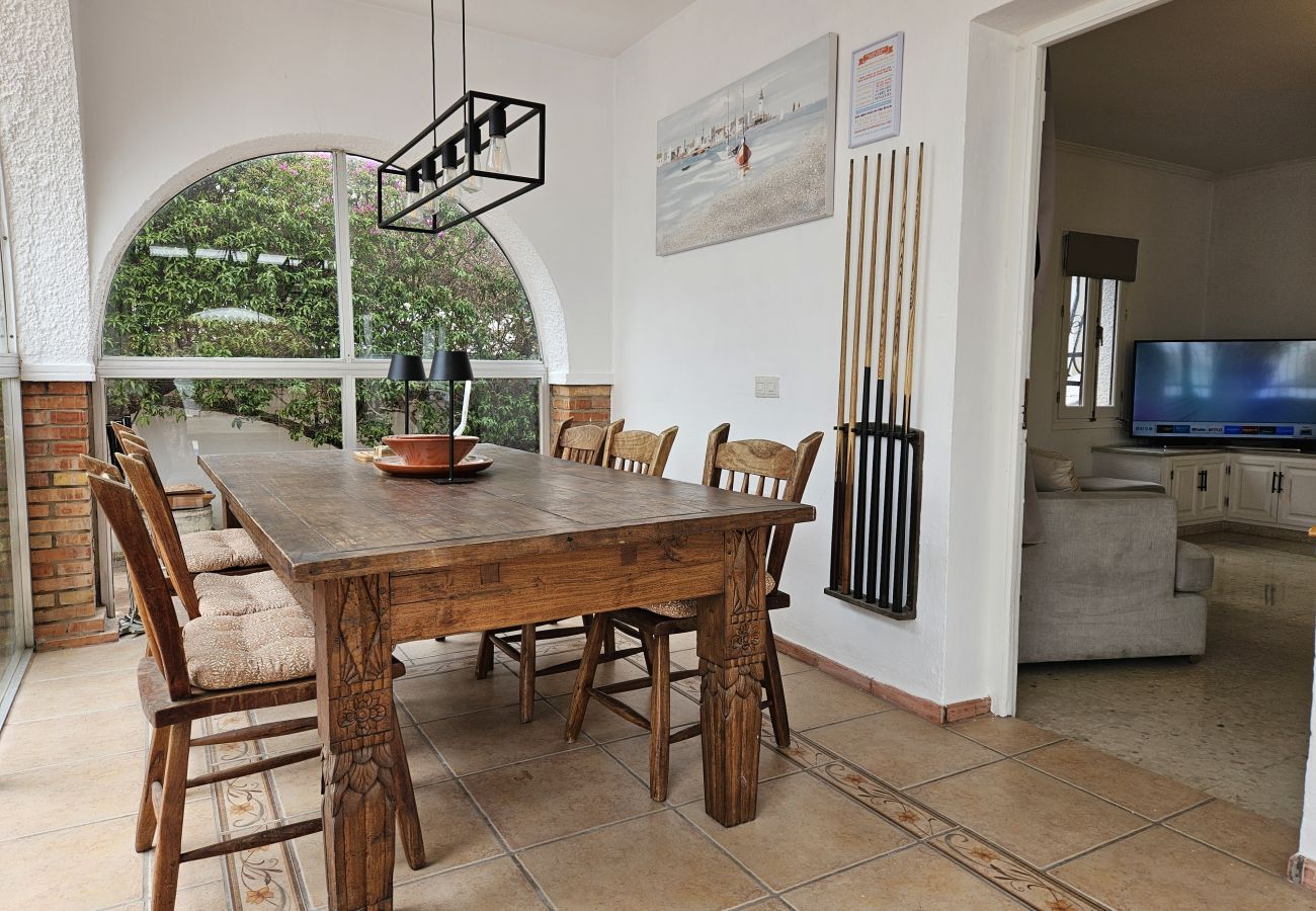 Villa en Mijas Costa - Villa de 3 dormitorios con piscina privada, Las Farolas