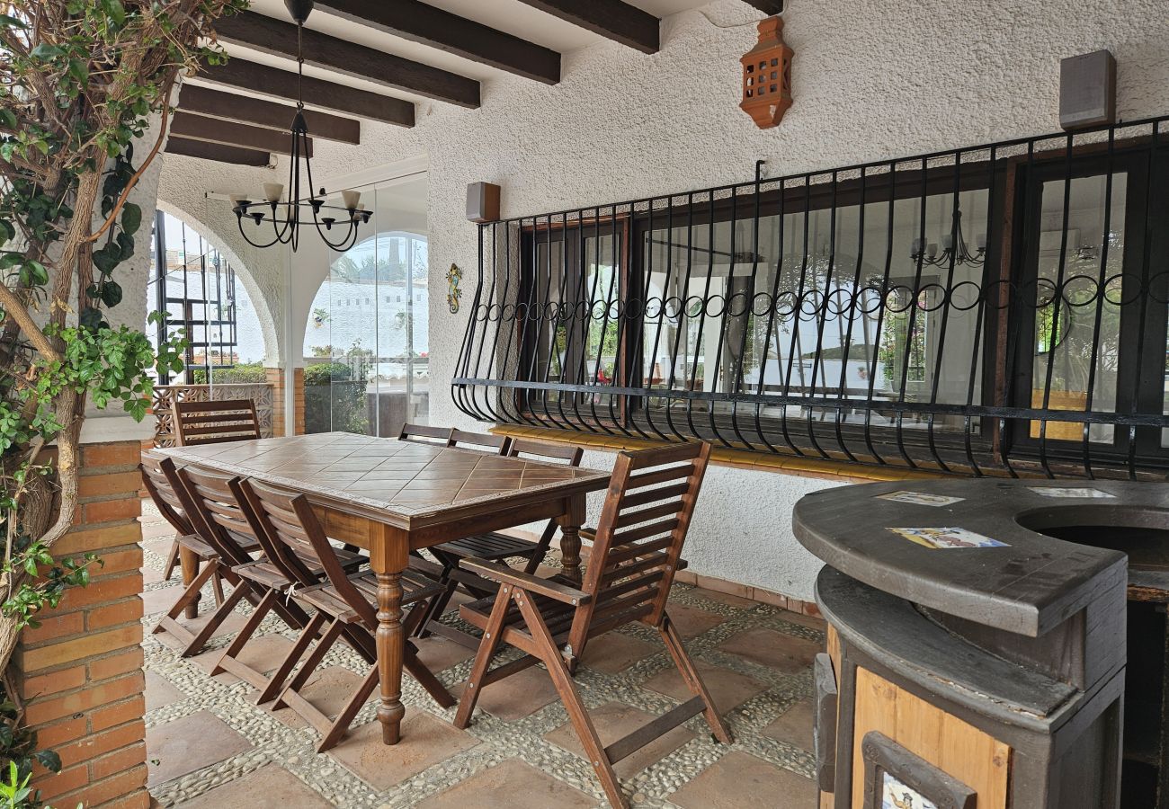 Villa en Mijas Costa - Villa de 3 dormitorios con piscina privada, Las Farolas