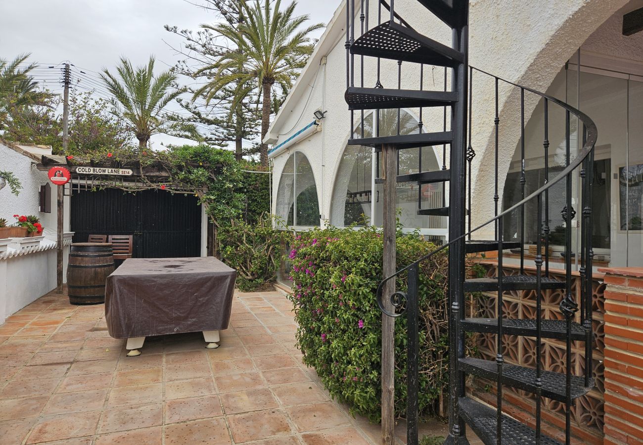 Villa en Mijas Costa - Villa de 3 dormitorios con piscina privada, Las Farolas